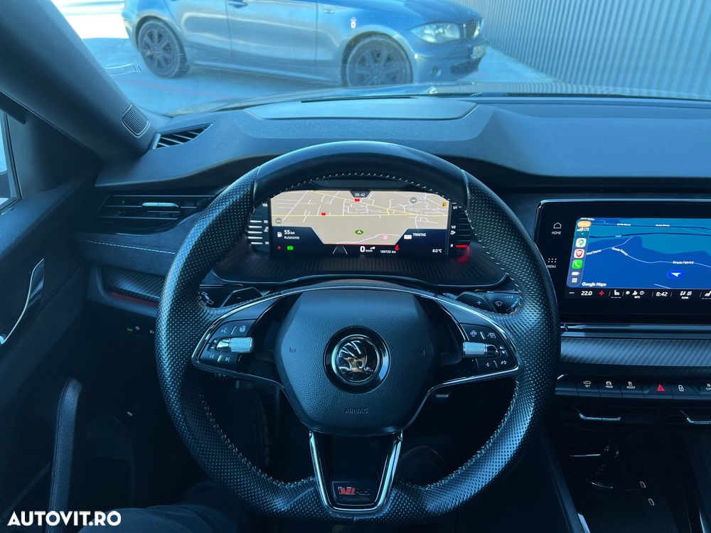 Skoda Octavia 2.0 TDI DSG RS Plus - 27