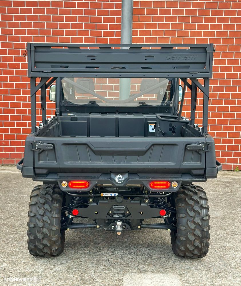 Can-Am Traxter PRO XU HD10 T ABS - 9