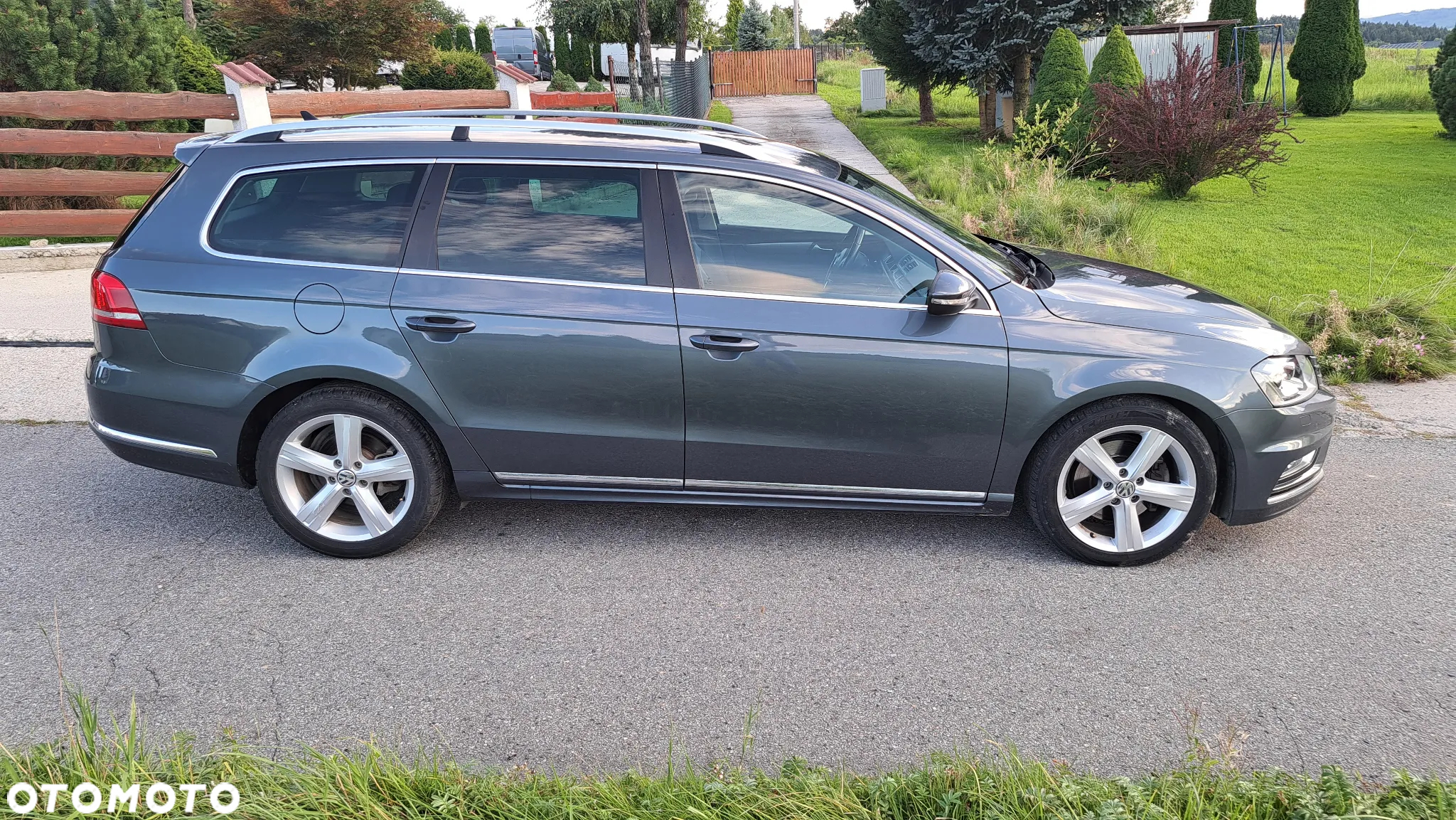 Volkswagen Passat 2.0 TDI Highline DSG - 2
