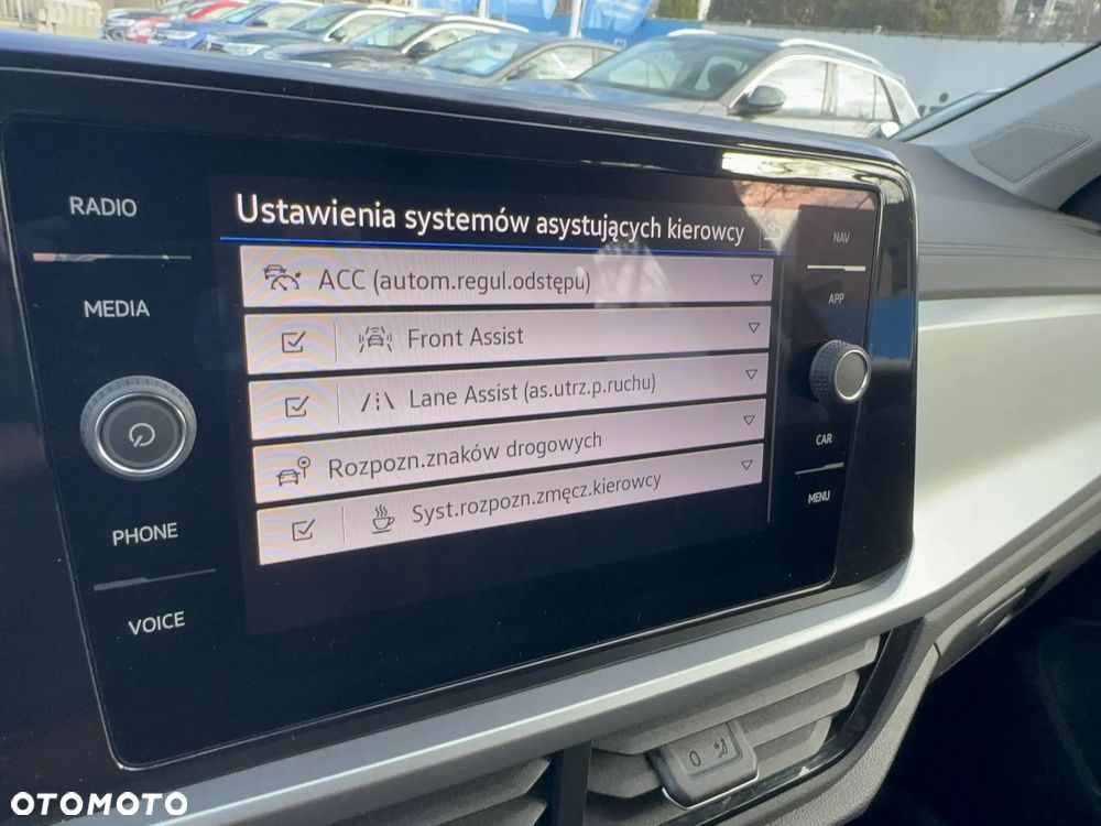 Volkswagen T-Roc 1.5 TSI Life DSG - 26