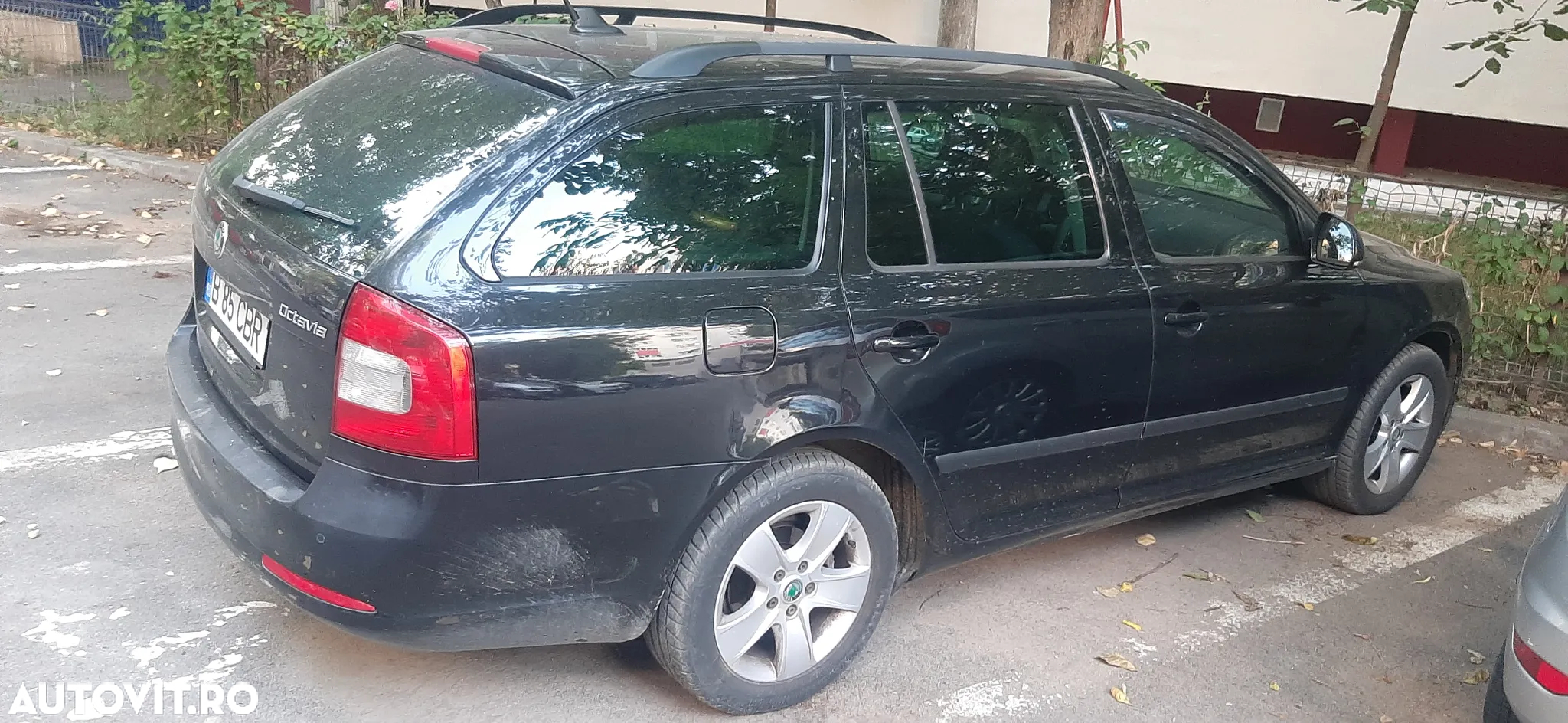 Skoda Octavia 1.6 TDI Ambiente - 2
