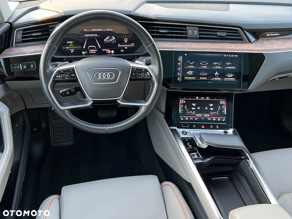 Audi e-tron Sportback 55 Quattro S Line - 20