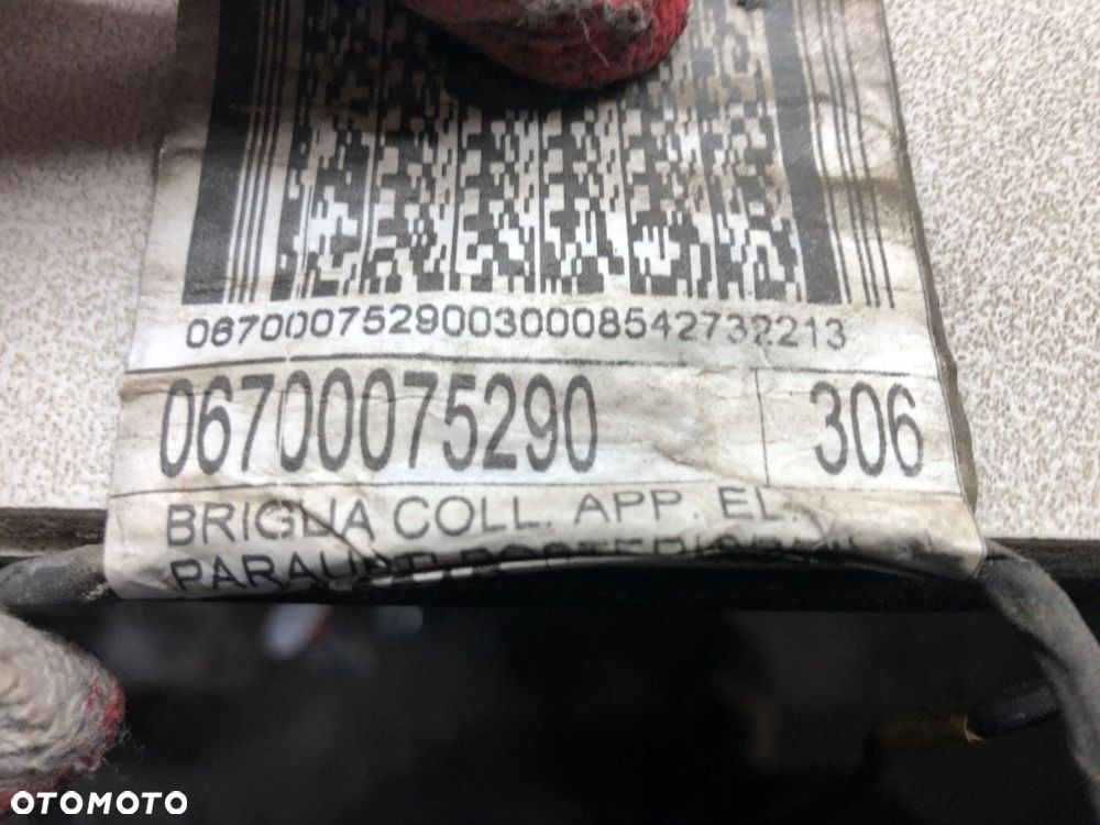 WIĄZKA PDC TYŁ  MASERATI QUATTROPORTE VI 2012 - 2022 3.0 S Q4 302 kW [411 KM] benzyna 2013 - 2022 - 4