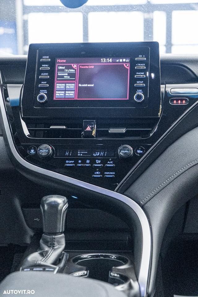 Toyota Camry Executive - 5