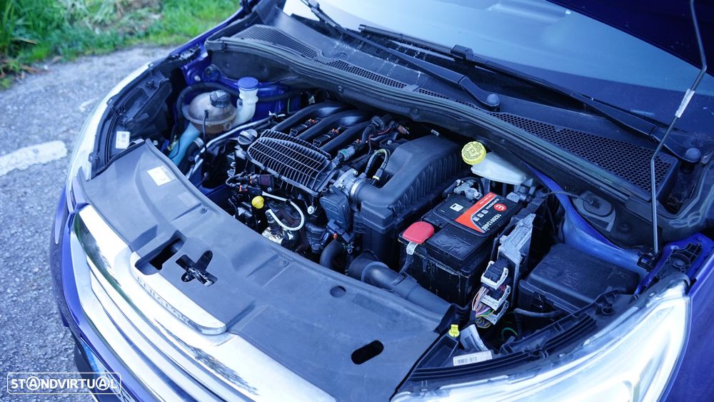 Peugeot 2008 1.2 PureTech Style - 9