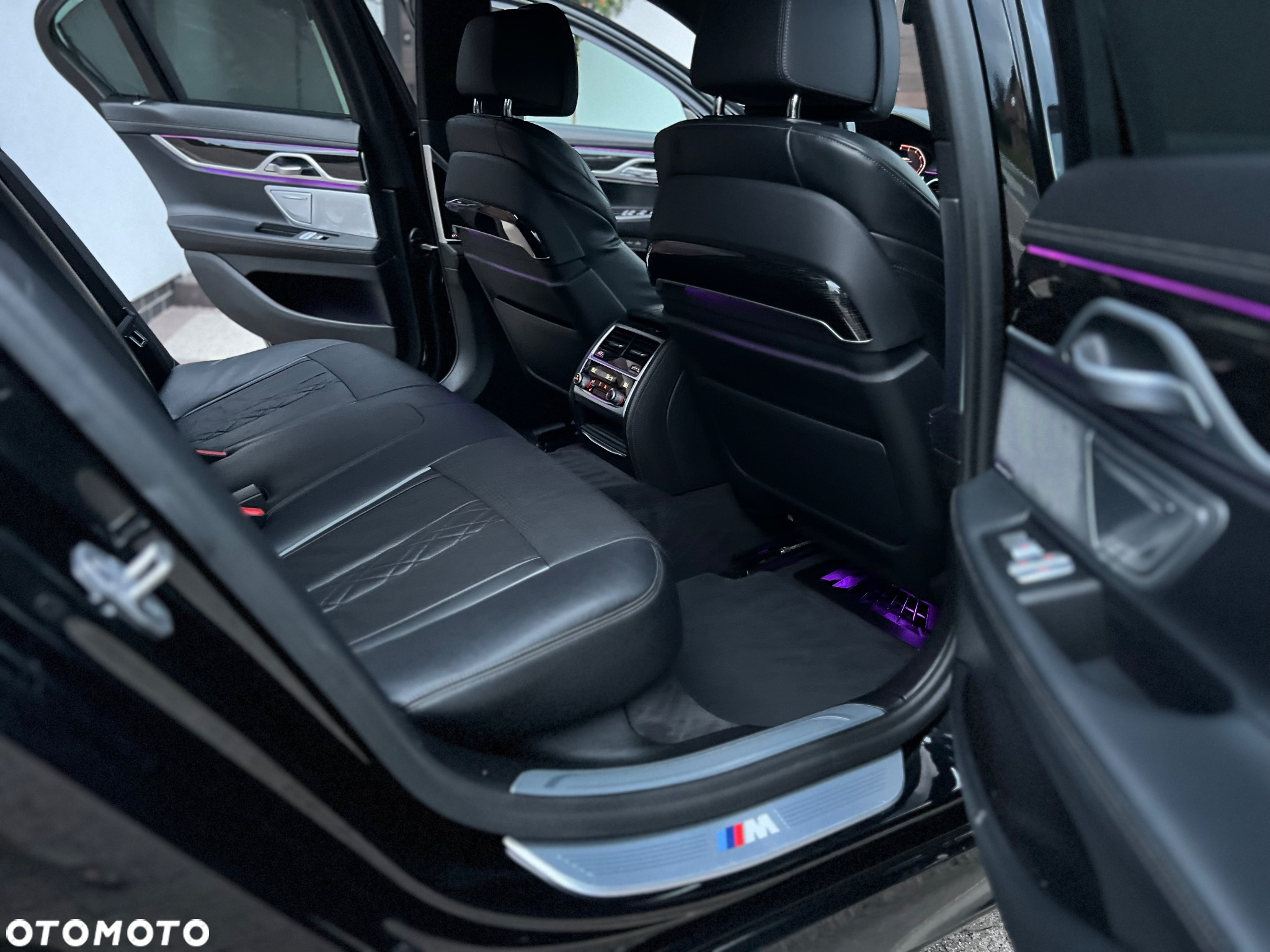 BMW Seria 7 740d xDrive sport - 16