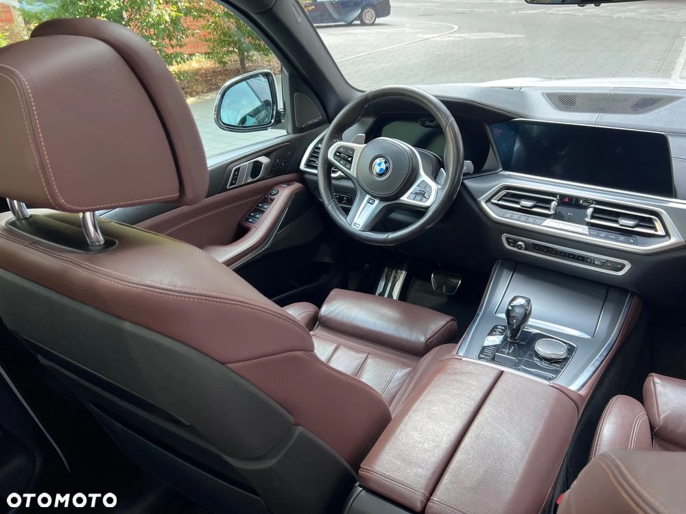 BMW X5 xDrive40i - 24