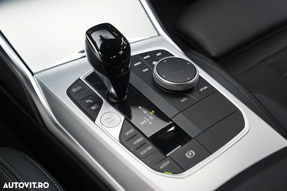 BMW Seria 3 320e Aut. Sport Line - 37