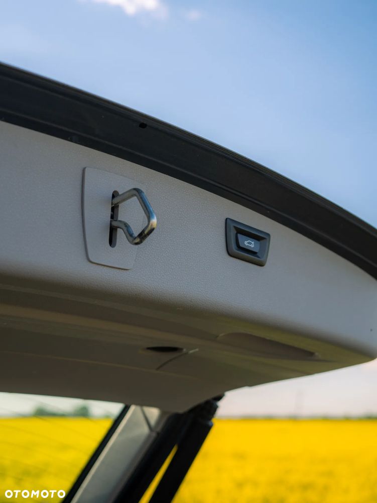 BMW Seria 3 318d - 9