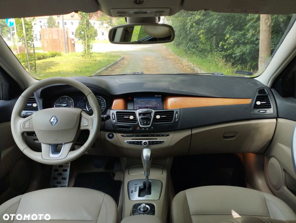 Renault Laguna 2.0 DCi FAP Initiale - 7