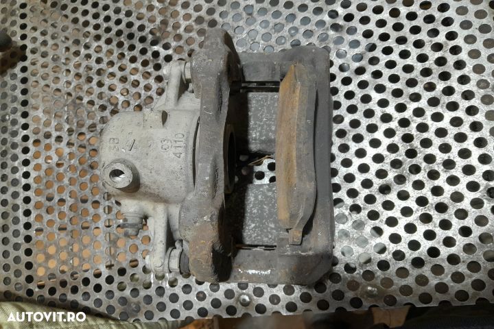 Etrier fata dreapta Mercedes-Benz C-Class W204/S204/C204 [facelift] [ - 4