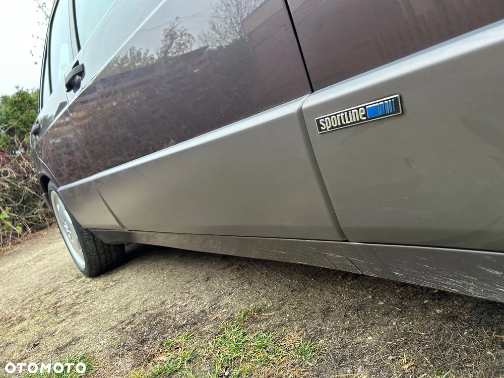 Mercedes-Benz W201 (190) - 7