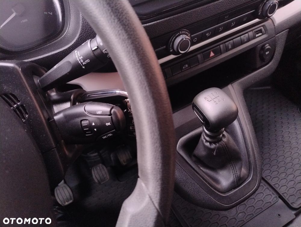 Opel VIVARO NOWY MODEL 1.5 Diesel (102KM) 6-BIEGÓW (L2H1) (EURO,6) KLIMA STAN IDEALNY NIE MA RDZY BEZWYPADKOWY SERWIS A.S.O. DO KOŃCA ! ! ! - 18