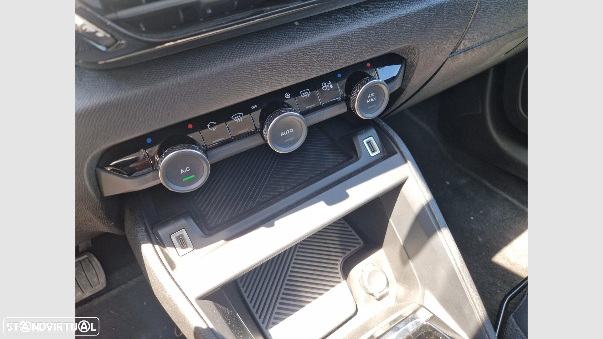 Citroën C4 X 1.2 PureTech Feel Pack EAT8 - 17