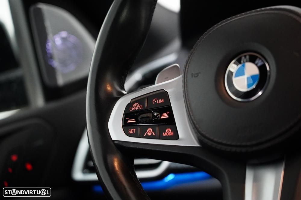 BMW X5 45 e xDrive Pack M - 24