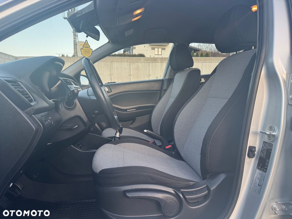 Hyundai i20 1.1 CRDi 5 Star Edition - 17