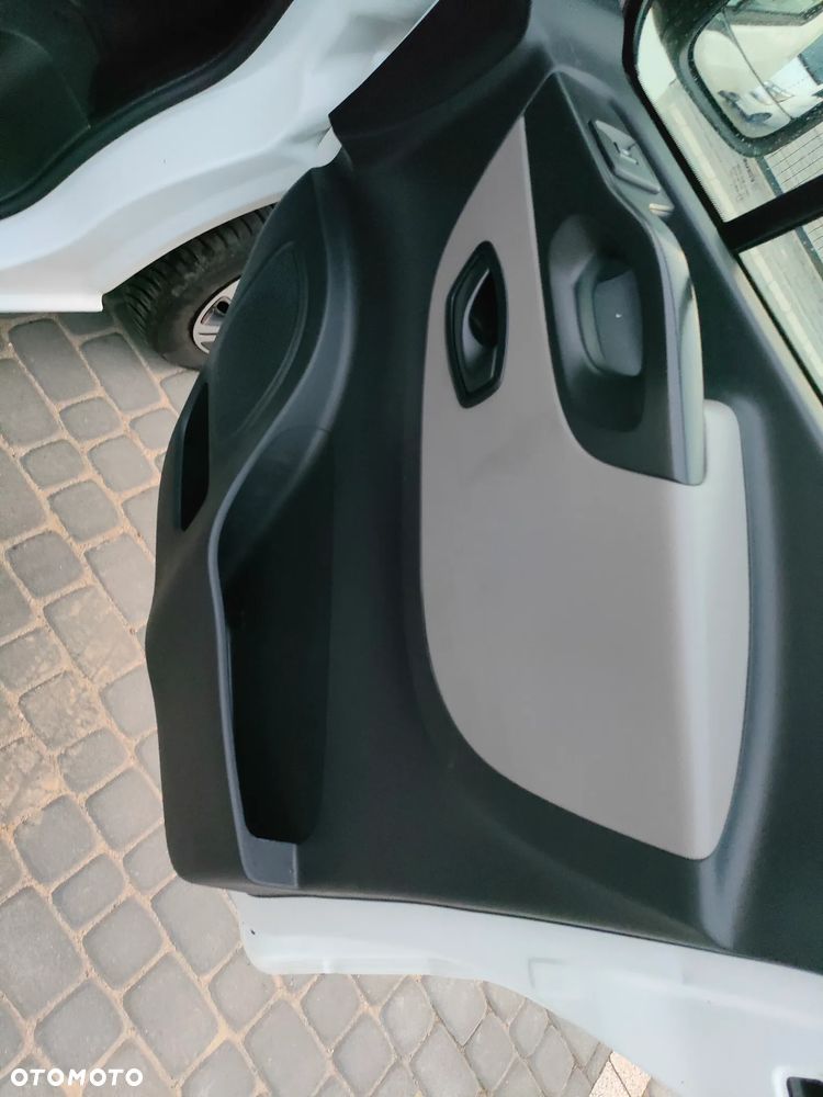 Renault TRAFIC  2016r 1,6 DCI 120KM BEZ ADBLUE L2H1LONG BRUTTO VAT 23% KLIMA - 20