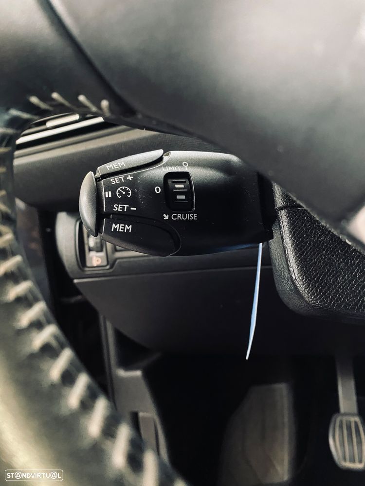 Peugeot 308 SW e-HDi 115 Stop & Start Active - 19