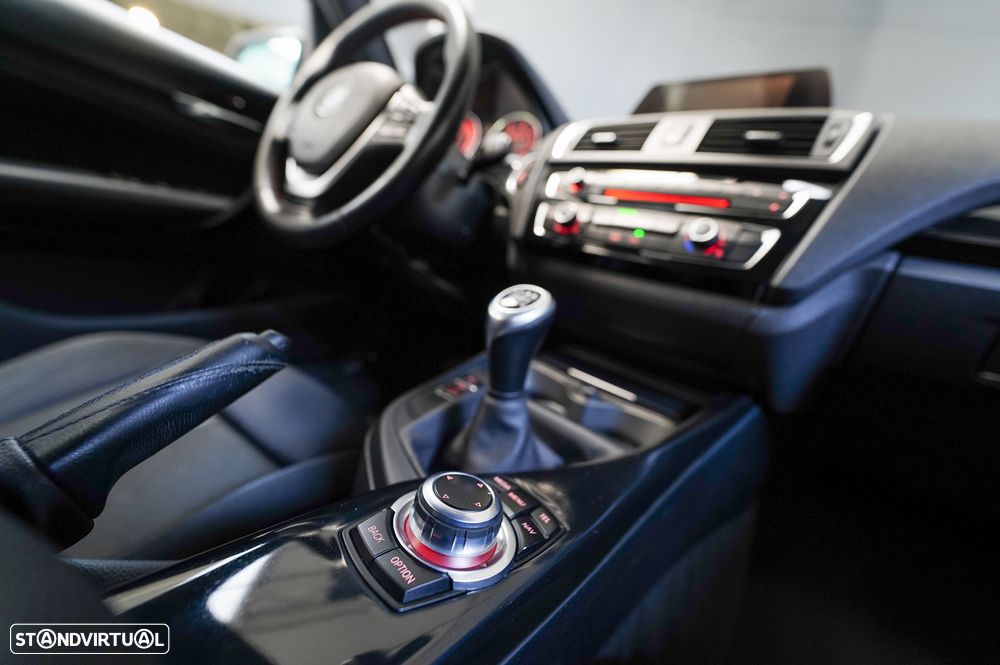 BMW 118 d Line Sport - 16