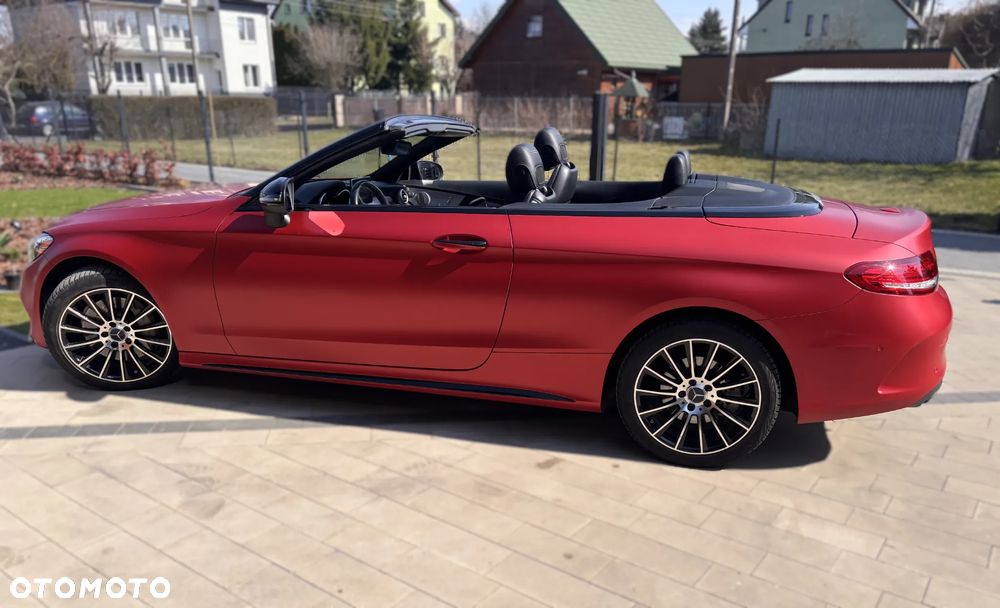 Mercedes-Benz Klasa C 300 9G-TRONIC - 19