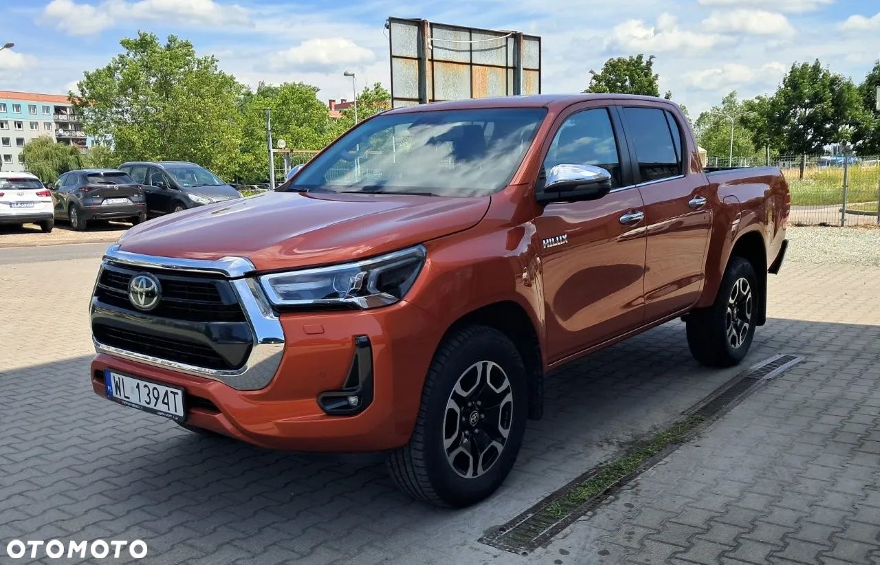 Toyota Hilux 2.8 D-4D Double Cab SR5 4x4 - 1