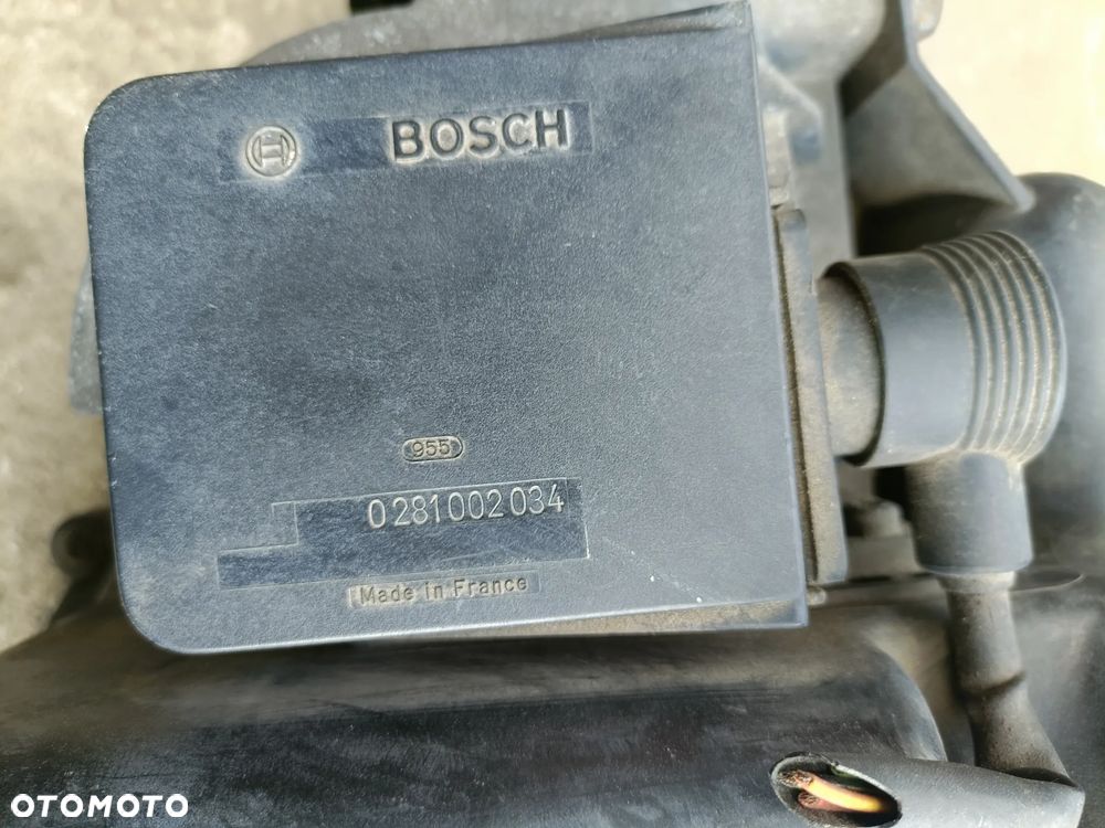 MERCEDES VITO W638 96-03 2,3 TD obudowa filtra powietrza A6380900151 * - 2