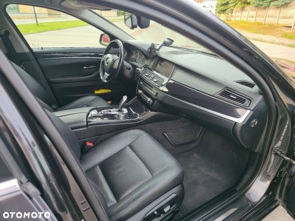 BMW Seria 5 520d - 12