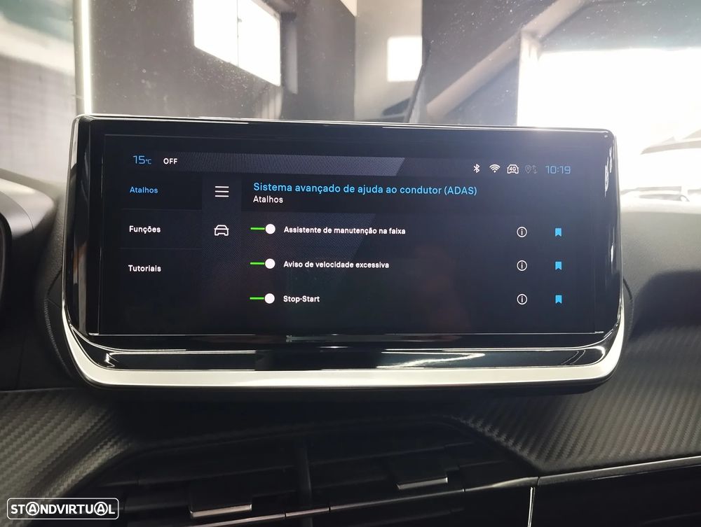 Peugeot 2008 1.2 Hybrid Allure e-DCS6 - 28