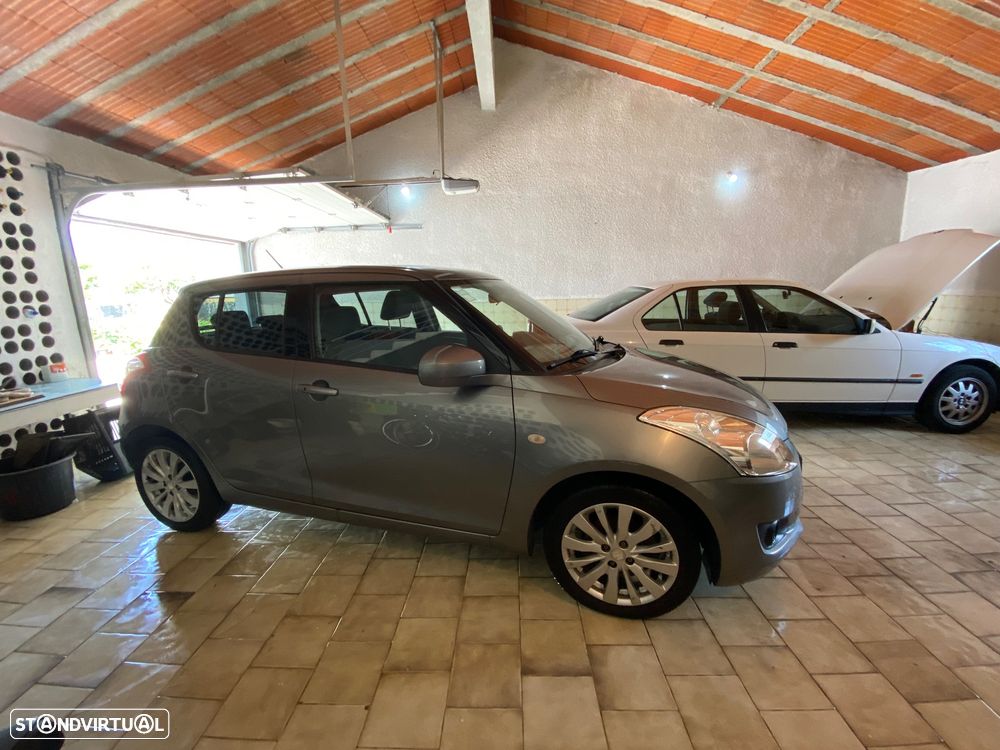 Suzuki Swift 1.2 VVT GLX - 2