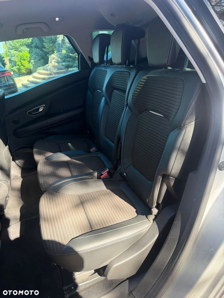 Renault Scenic TCe 140 GPF BOSE EDITION - 16