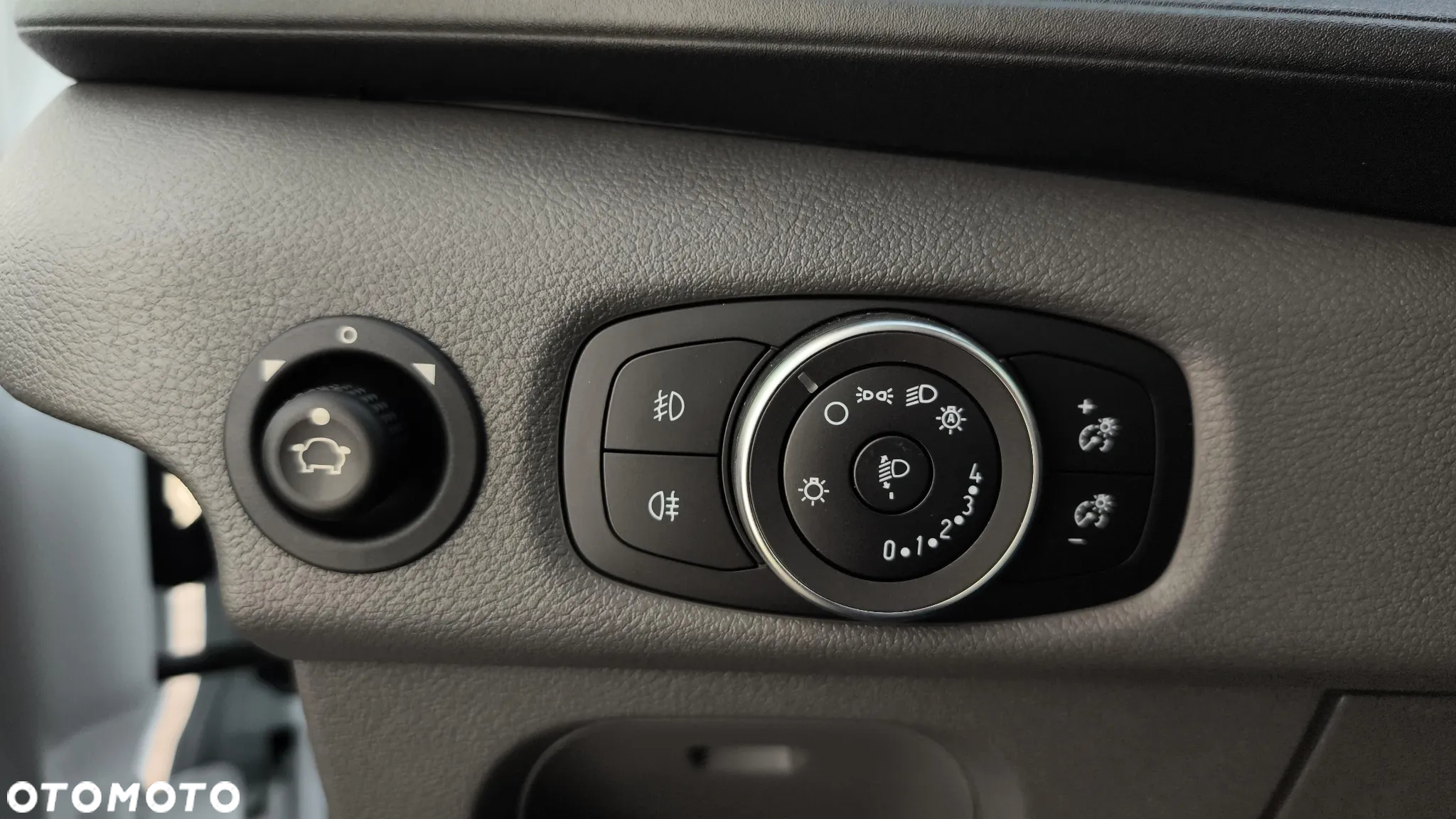 Ford Transit - 19