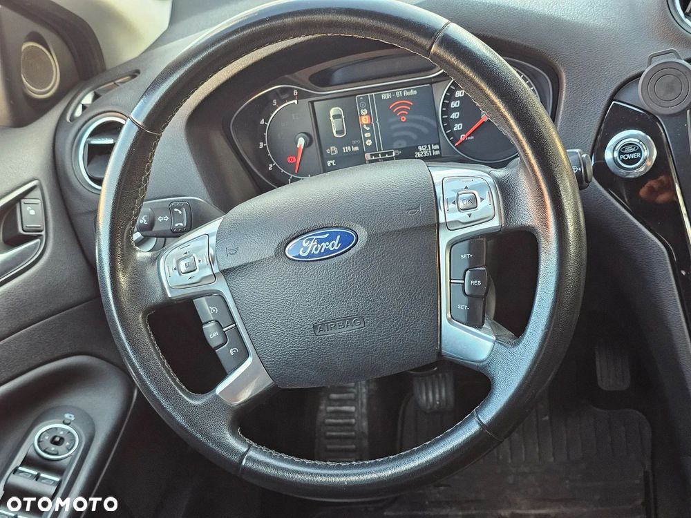 Ford Mondeo SW 2.0 TDCi Titanium X - 15