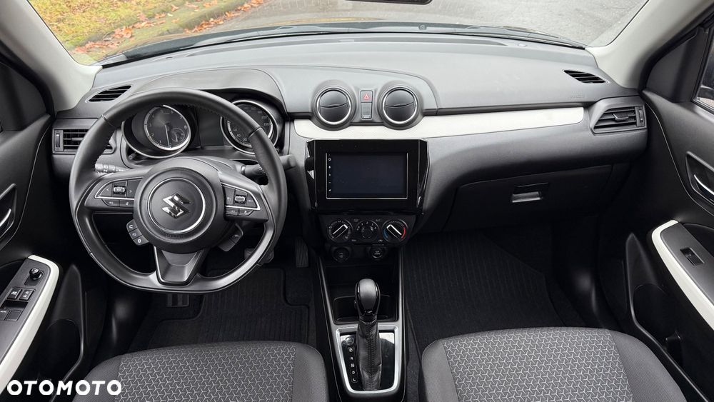 Suzuki Swift 1.2 Dualjet SHVS Premium Plus CVT - 14