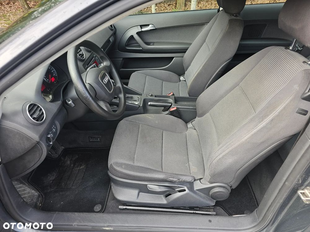 Audi A3 Sportback 1.6 Attraction - 5