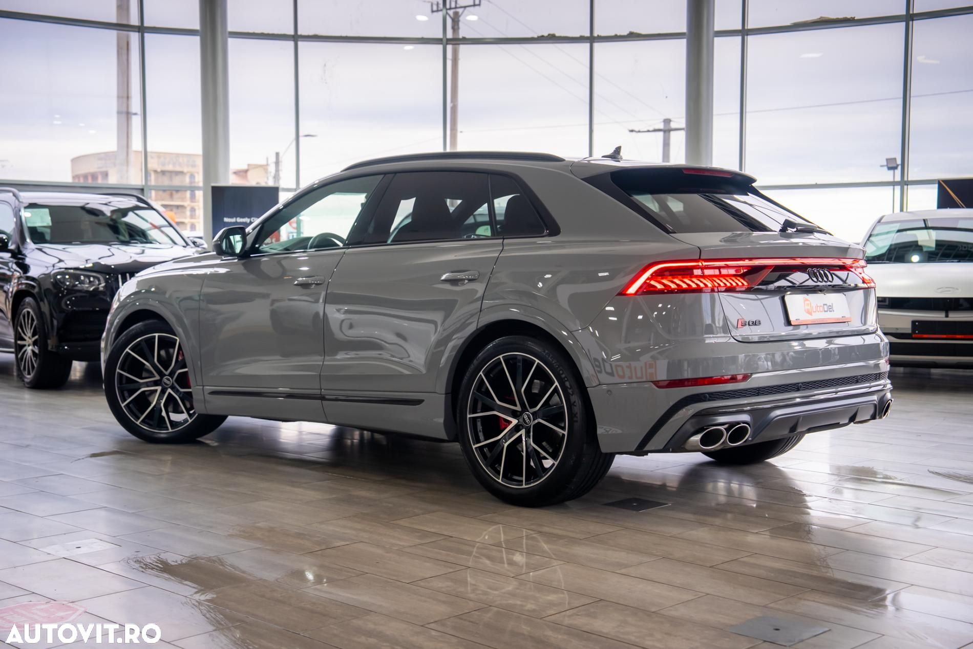 Audi SQ8 - 10