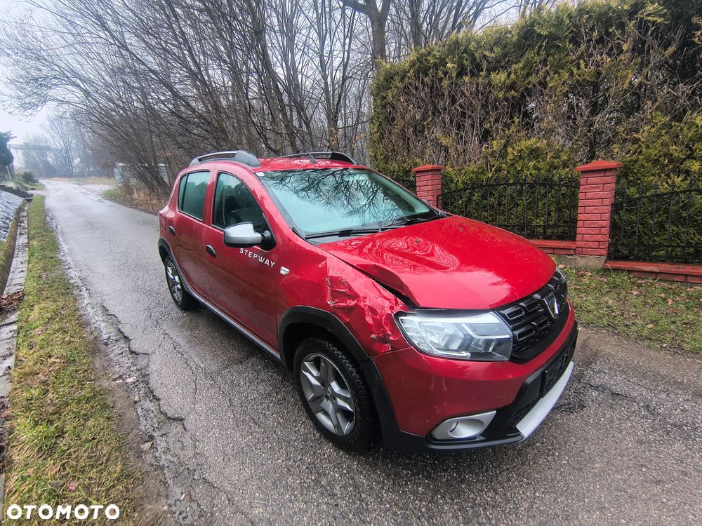 Dacia Sandero Stepway TCe 100 Celebration - 3