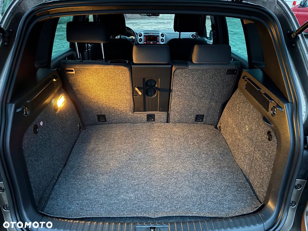 Volkswagen Tiguan - 31