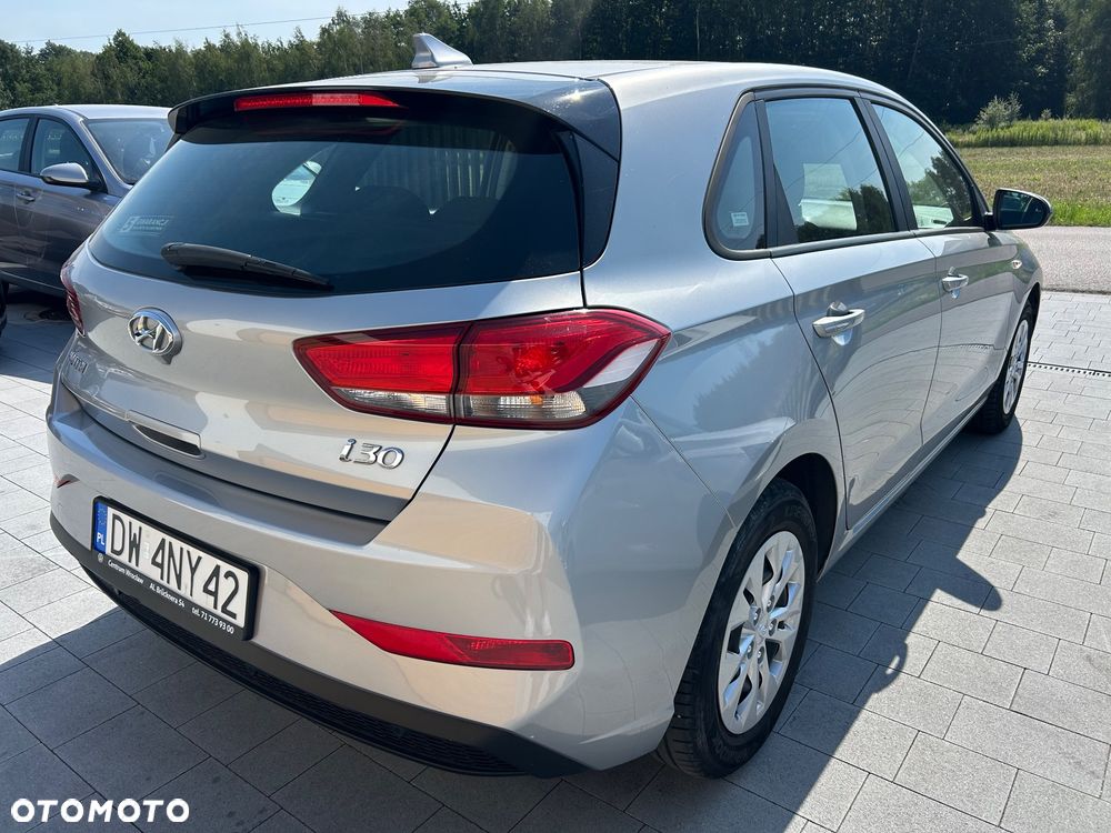 Hyundai i30 1.5 DPI Classic + - 3