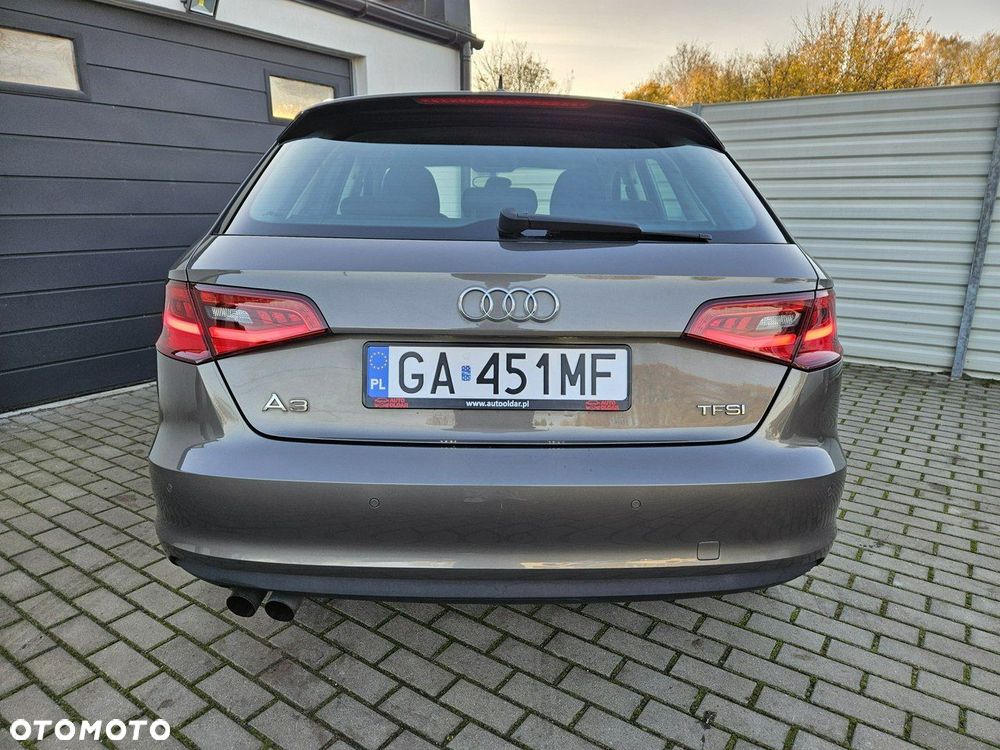 Audi A3 Sportback - 3