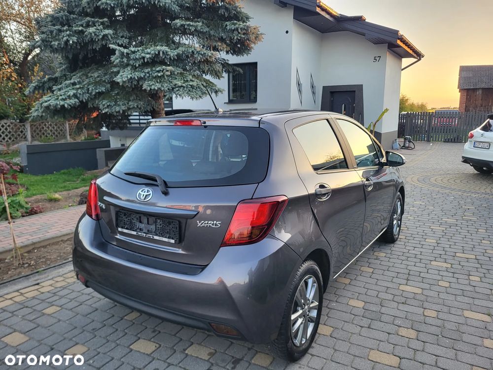 Toyota Yaris 1.33 Premium - 15