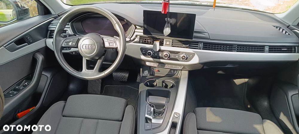 Audi A4 Avant 35 TDI mHEV S Line S tronic - 10
