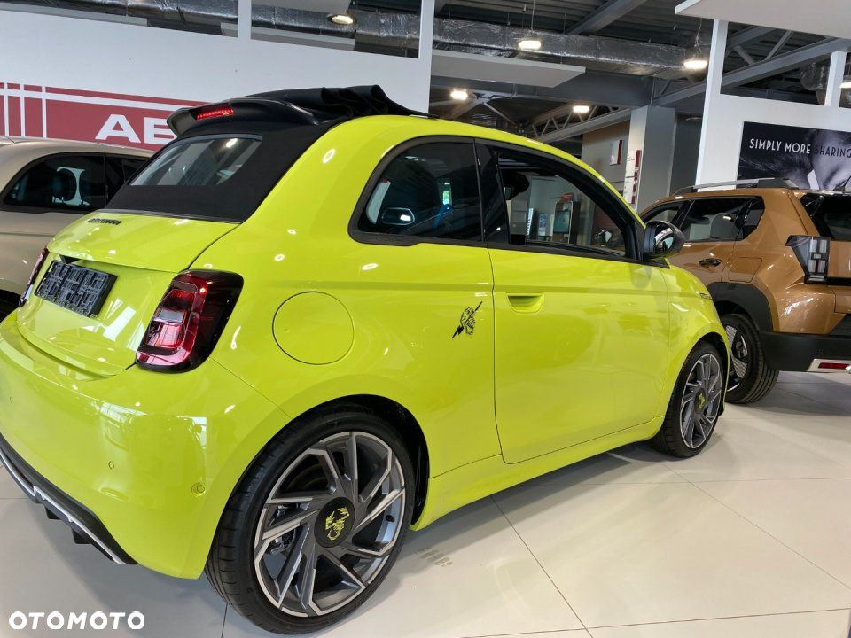 Abarth 500e - 6