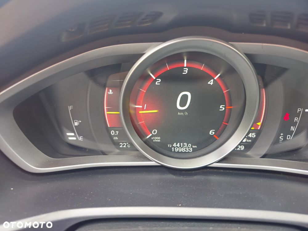 Volvo V40 D2 Drive-E SCR Momentum - 16