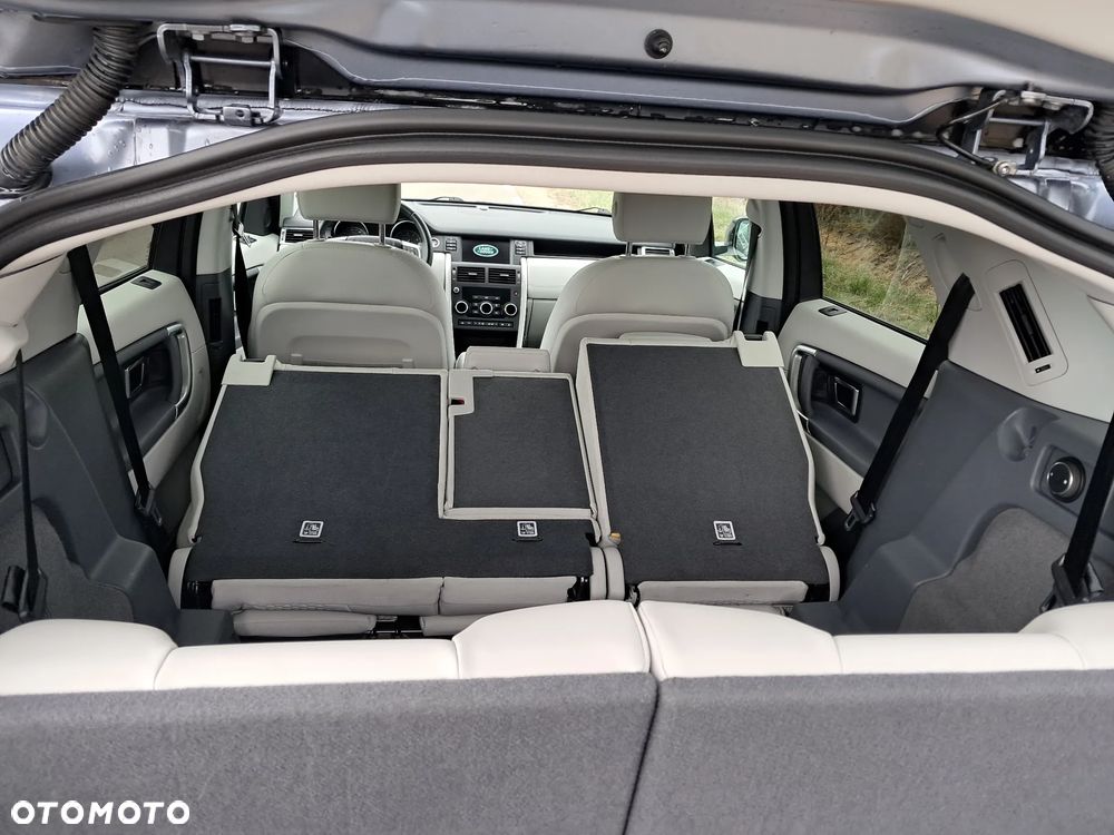 Land Rover Discovery Sport 2.0 Si4 HSE - 28