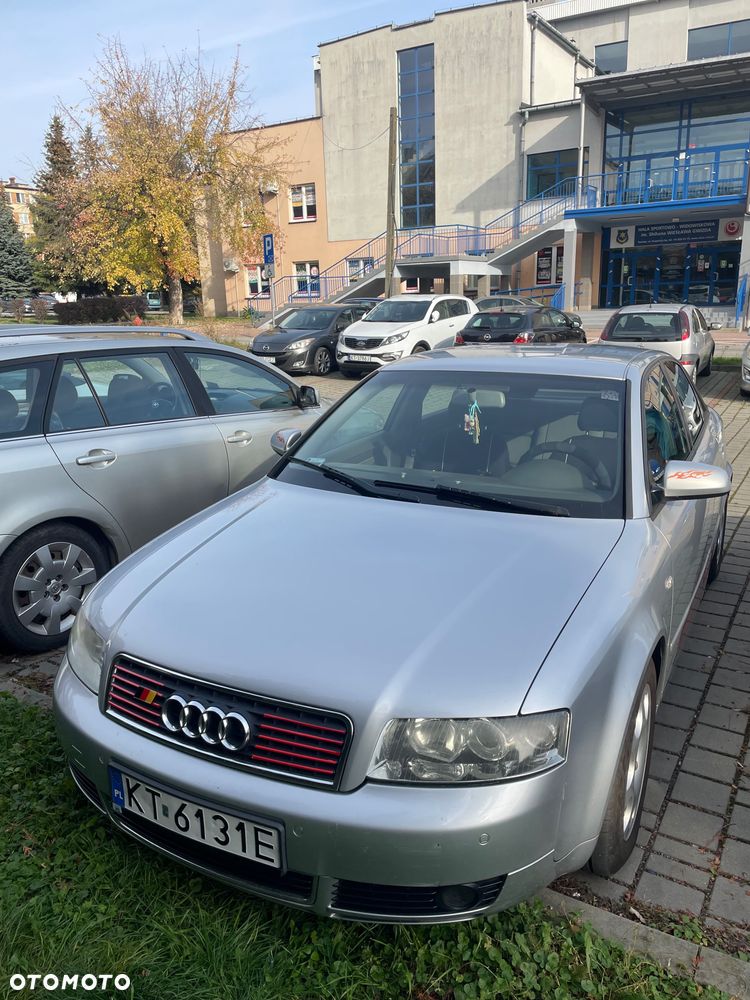 Audi A4 Limousine