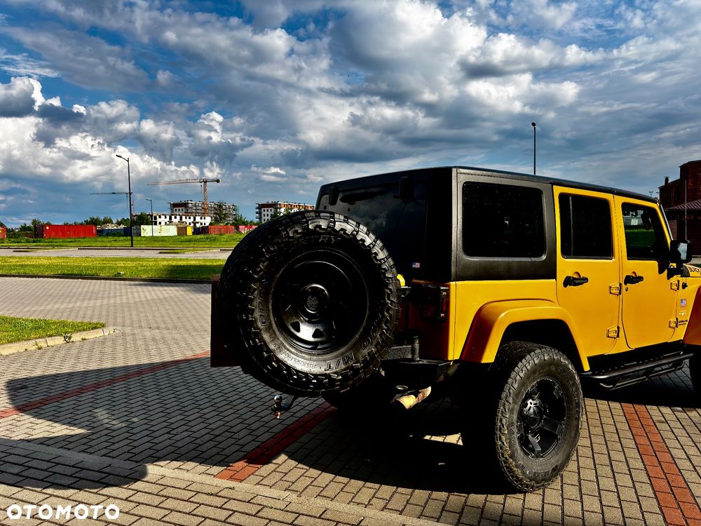 Jeep Wrangler 3.6 Unlim Sahara - 27