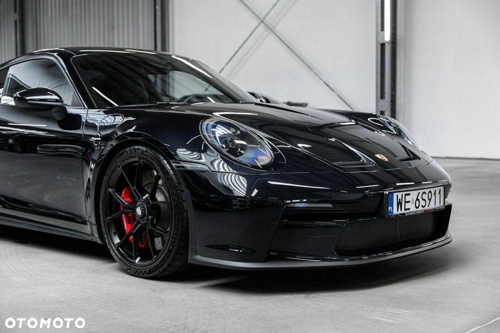 Porsche 911 GT3 Touring PDK - 11