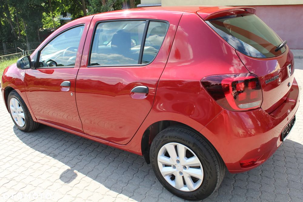 Dacia Sandero - 8