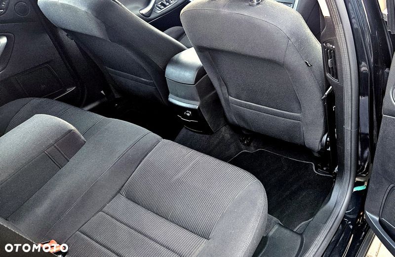 Ford Mondeo SW 2.0 TDCi Titanium S - 26