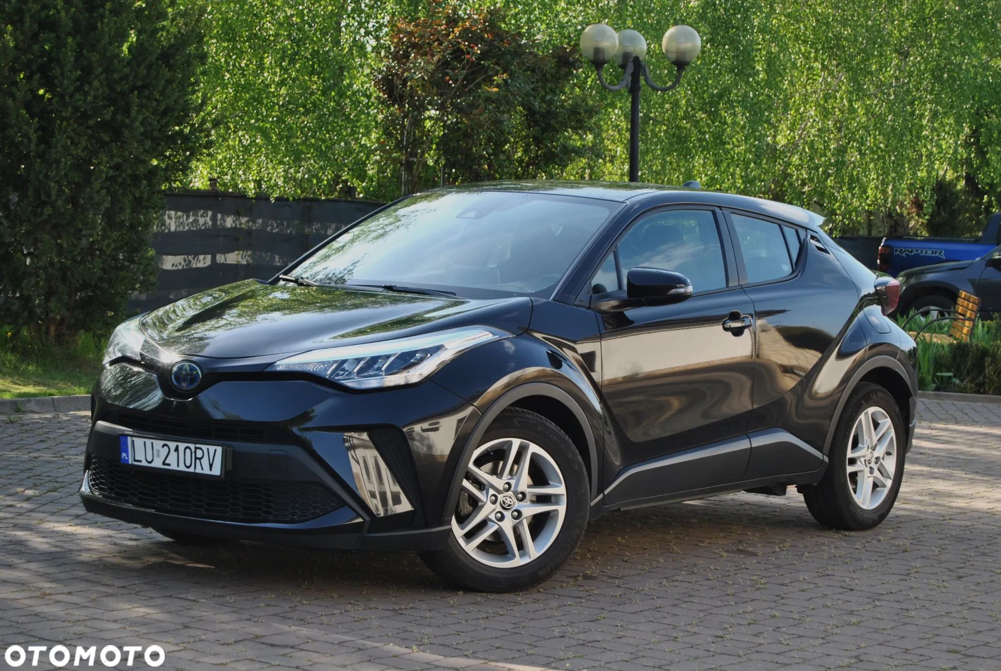 Toyota C-HR Hybrid Style Selection - 1